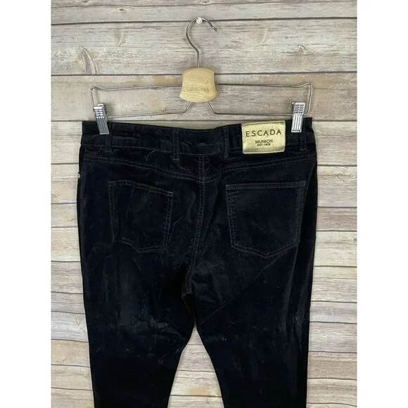 Escada EU 40 Medium Velour 5 Pocket Jean Style